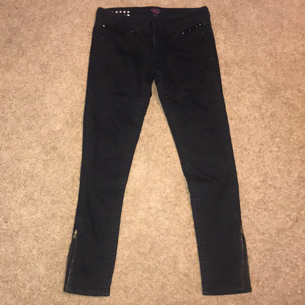 2b Bebe jeans